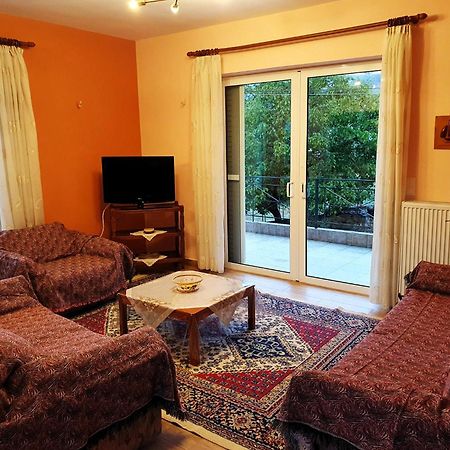 Το Αλώνι Apartamento Vlacherna Exterior foto