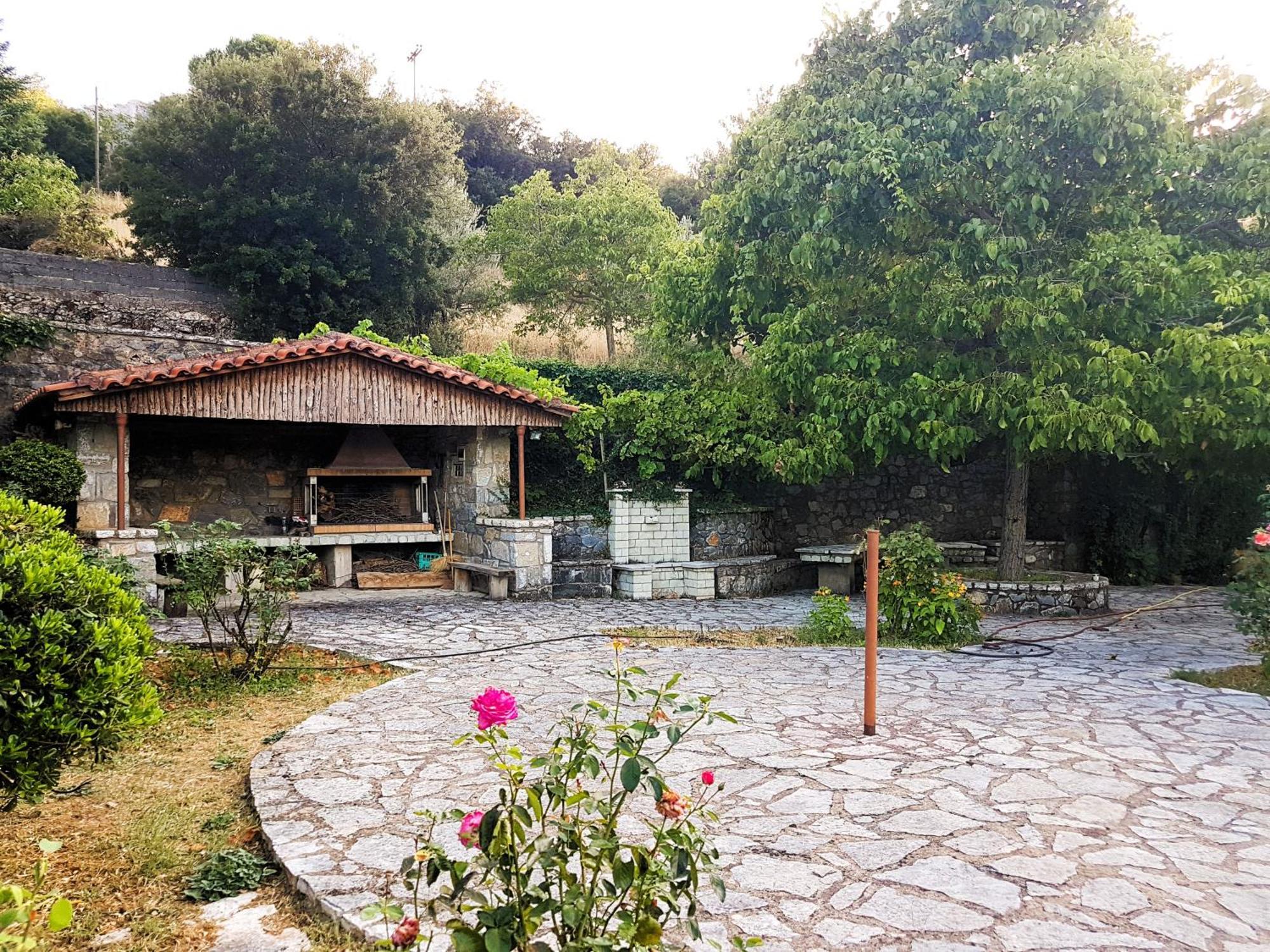 Το Αλώνι Apartamento Vlacherna Exterior foto